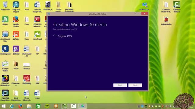 How to install Windows 10 using the Media Creation Tool смотреть онлайн