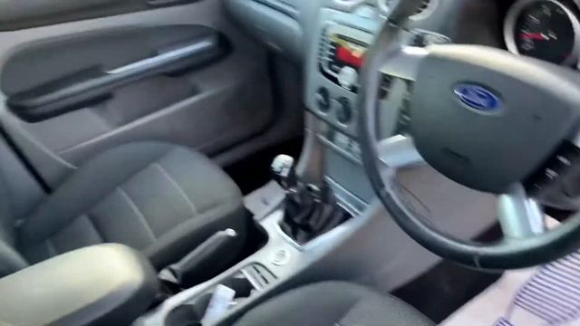 Ford Focus 1.6 Titanium 5dr смотреть онлайн