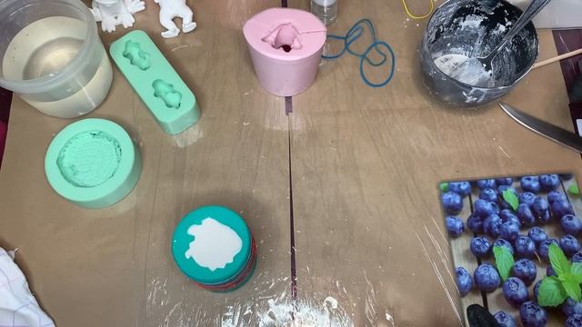 Как сделать фигурки из гипса с помощью вибростола/Для детского творчества смотреть онлайн