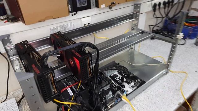 Mining ферма на видеокартах Radeon RX 6700XT 12Gb Sapphire Pulse, 92+ MH/s для майнинга Ethereum смотреть онлайн