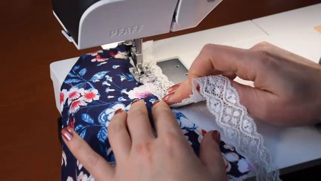 🩲#tutorial #sewing Bella #underwear from #DesignerStitch #lace #lingerie #sewingtutorial смотреть онлайн