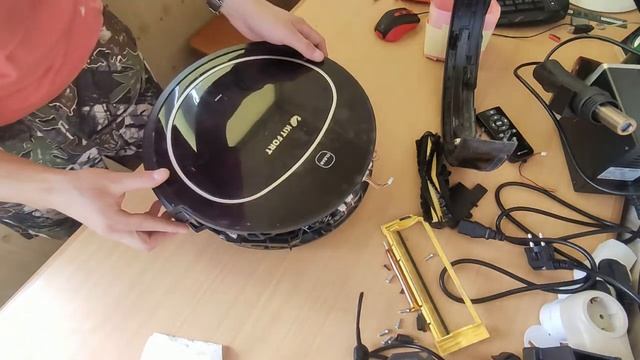 БЕДА всех роботов-пылесосов c ТУРБОЩЕТКОЙ смотреть онлайн