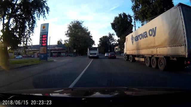 Автобус на встречке смотреть онлайн