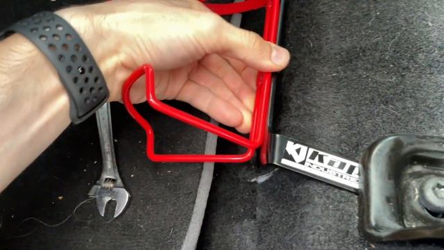 Ford Focus ST/XR5 MK2 - KAP Industries Fire Extinguisher Install смотреть онлайн