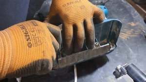 шлифмашина Makita  как заменить резиновую накладку на ведущем ролике