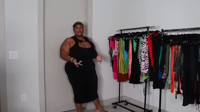 PRETTY LITTLE THING TRY ON HAUL PLUS SIZE & CURVY SIZE 22 смотреть онлайн