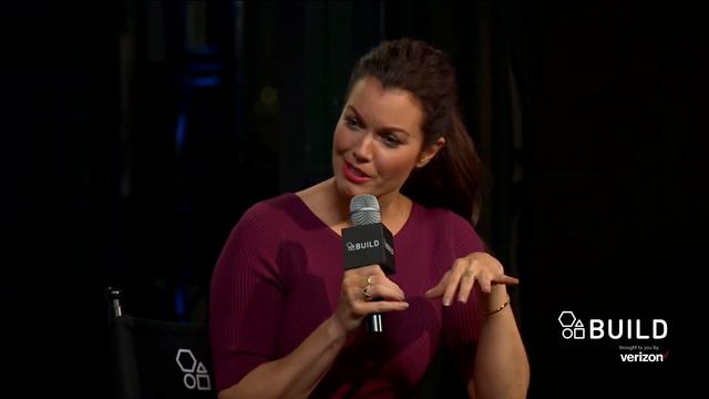 Bellamy Young Talks About Pulling A Prank At A Table Read | BUILD Series смотреть онлайн