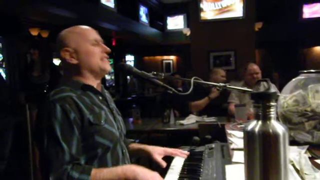 Robert Paisola Presents: Mr. Joe Martella Live at The New York New New York Hotel смотреть онлайн