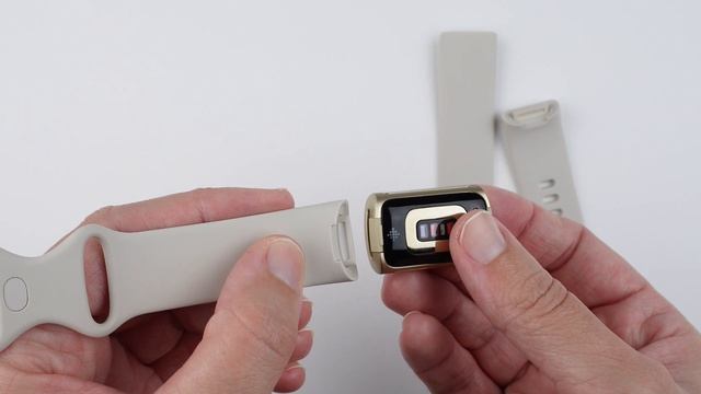 How to Change Fitbit Charge 5 Band (Remove + Attach) смотреть онлайн