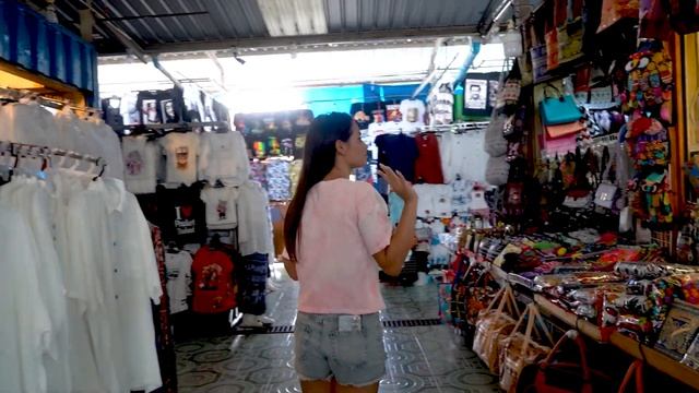 ОБЗОР ЦЕН НА ЕДУ. Рынок еды и 7Eleven. Пхукет, Патонг 2022. смотреть онлайн