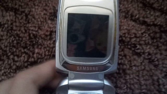 Samsung SGH-T500 Выкл/Вкл, PIN код + Внешний дисплей/ Off/On, PIN Code + External Display смотреть онлайн