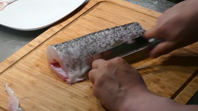 ЦАРСКАЯ УХА и СОЧНЫЕ КОТЛЕТЫ из ЩУКИ с ЛОСОСЕМ! | Обяательно к приготовлению! смотреть онлайн