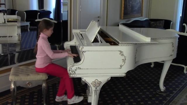 Лозенкова Тамара. Отель "Волгоград" смотреть онлайн