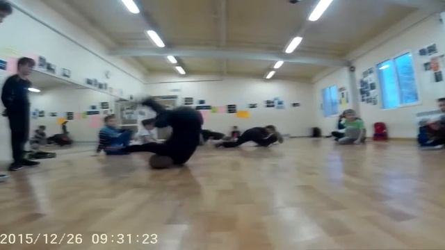 МИЛЗ-ТРЕНЯ 04.01.2017 смотреть онлайн