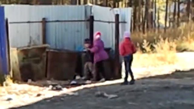 маленькие бомжи смотреть онлайн