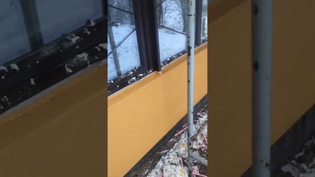 Утепление фасада дома в зимний период. Декоративка( шуба) плюс покраска. Конечный результат смотреть онлайн