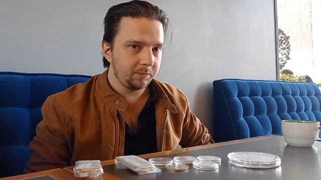 Инвестиции в Золото и в Серебро, во что лучше инвестировать золотые монеты, серебрянные монеты смотреть онлайн