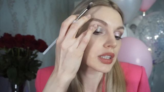 Белорусская косметика. Обзор на жидкие тени LUXVISAGE смотреть онлайн