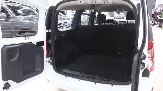 Lada Largus (БЕЛЫЙ) смотреть онлайн