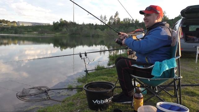 Одиночная рыбалка с ночёвкой. Карп и Карась на фидер. In-Line & Method Feeder. смотреть онлайн