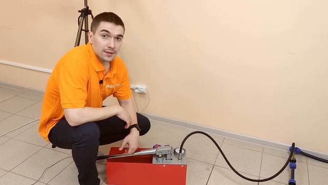 Как испытать трубы на герметичность | Опрессовка ПНД труб и компрессионных фитингов смотреть онлайн