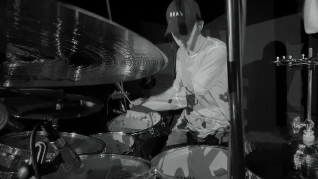 Wooded Kingdom Remix // Drum Cover смотреть онлайн