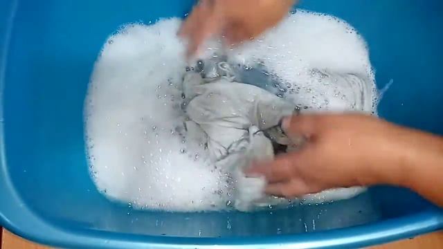 Тест пятновыводителя Ушастый нянь спрей, отстирываем застарелые пятна. смотреть онлайн