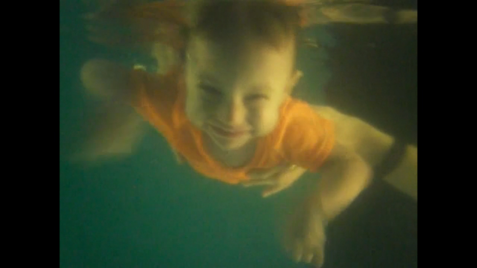 январские дельфинчики смотреть онлайн