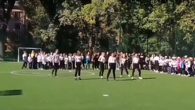 ТАНЕЦ на спортакиаду/народно-украинский mix? смотреть онлайн