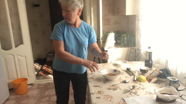 Утро.Первые заморозки//Курочка в сладко-остром соусе с кунжутом//Поздравления и смешной подарок// смотреть онлайн