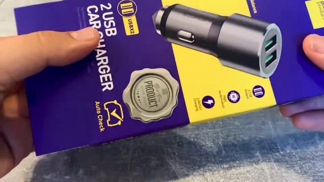 Зарядка в прикуриватель для телефона с двумя USB портами / ISA С16 2.4А и 1А / Металл смотреть онлайн