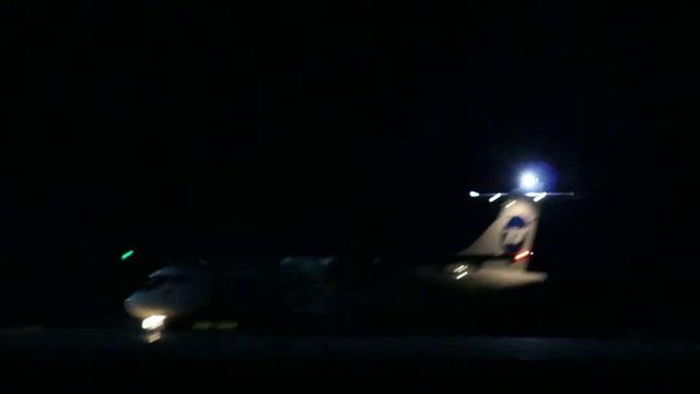 Аэропорт Белгород Руление ATR-72 "UTair" смотреть онлайн