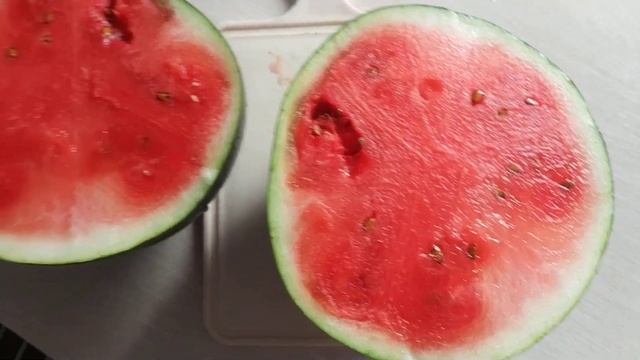 Арбуз Черный Принц. Магазин Лента.