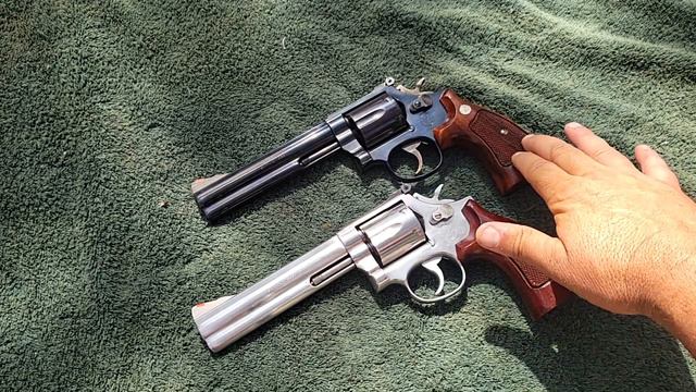 Smith & Wesson 586 vs. 686. What's the difference? смотреть онлайн