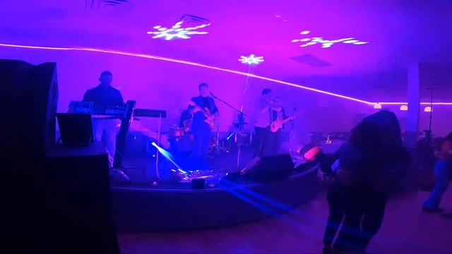 Grupo Zekuenzia , JBL VRX932Lap , JBL SRX828sp смотреть онлайн