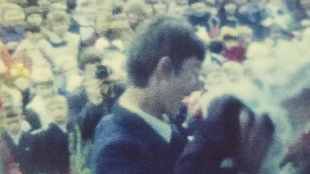 макс в 1 класс.MP4 смотреть онлайн