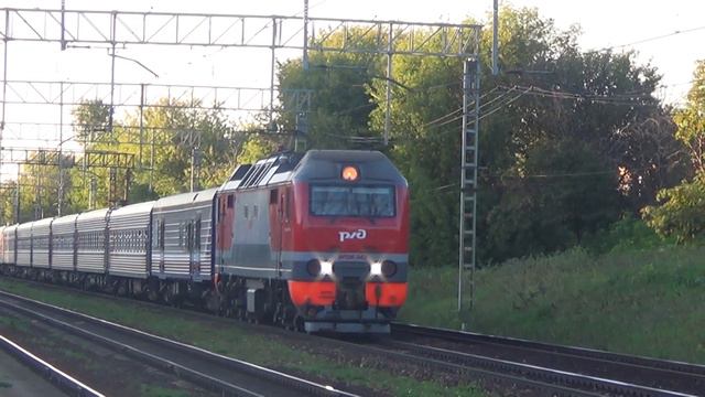 Электровоз ЭП2К-342 с пассажирским поездом №85 Москва - Махачкала