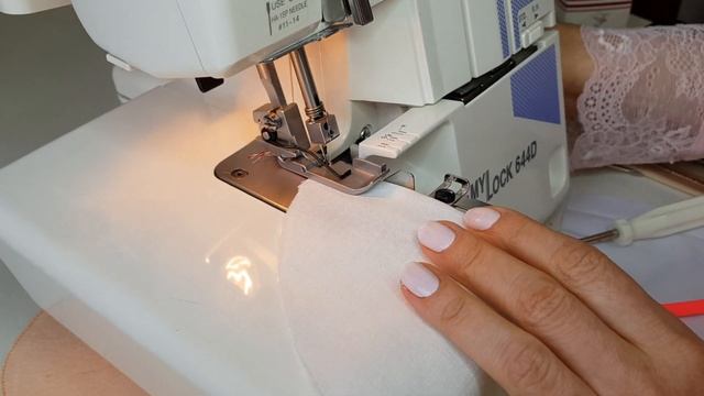 Плоский шов на оверлоке FlatLock с Верхним застилом. Как шить без распошивалки? смотреть онлайн