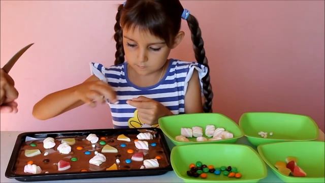 СУПЕР ШОКОЛАД делаем с Лизой ? ДИАЙВАЙ ПАТИ ? Прикольный шоколад для ВЕЧЕРИНКИ