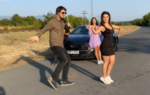 Madina ALISHKA Чеченская Кайфовая Песня Ловзар 2023 Девушки Танцуют Красиво Cупер Мадина Лезгинка