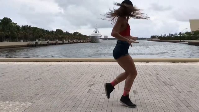 Danc Gerl 2.05 Kamazz - Принцесса