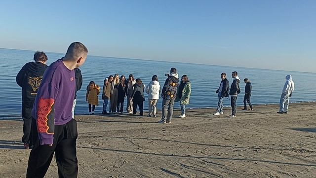 Туристы на море. смотреть онлайн