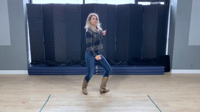 The Wobble Line Dance to Music смотреть онлайн