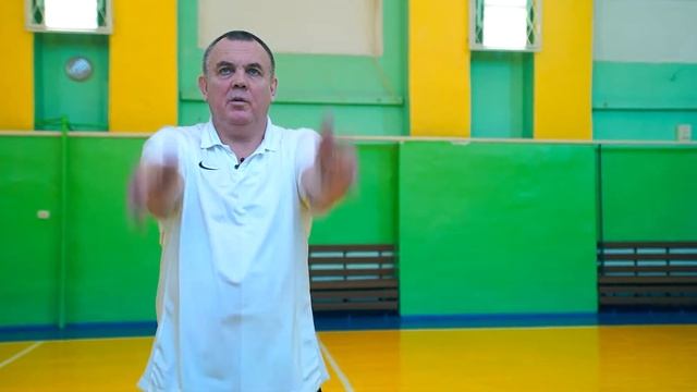 АФК (колясочники упражнения с тяжелым мячём) смотреть онлайн