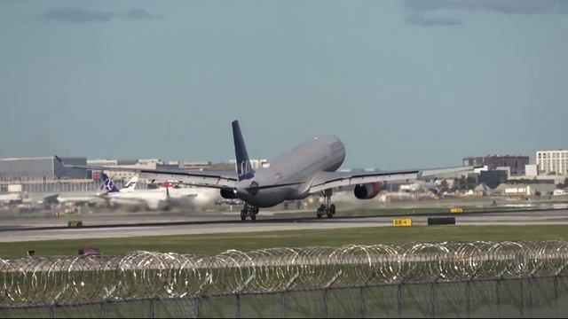 Взлет и посадка самолетов в аэропорту Чикаго. Красивые самолеты смотреть онлайн