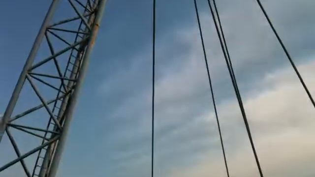 Малайзия, о. Лангкави, подвесной мост 705 метров смотреть онлайн