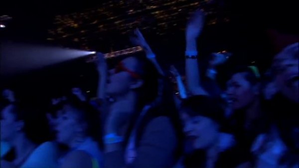 Мона (Монокини) - Дотянуться до солнца (СуперДискотека 90-х, 21.11.15)