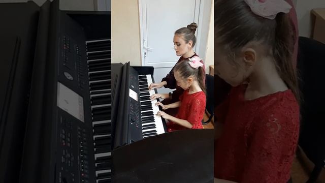 Прогулка по кукурузному полю смотреть онлайн