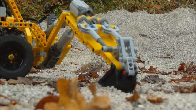 MODEL: Lego technic Backhoe loader смотреть онлайн