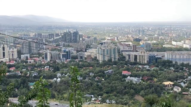 Любимый город Алматы. Вид с горы Кок - Тюбе. Осень смотреть онлайн